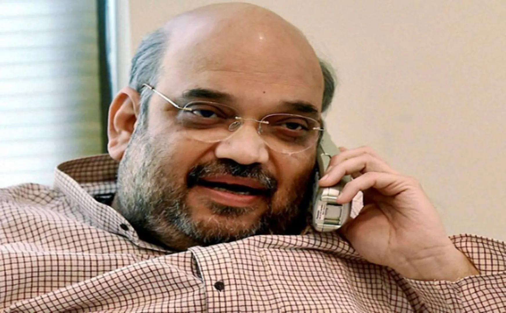amit shah phone call to kcr